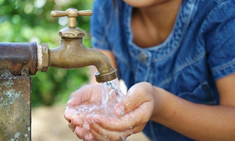 محطات التحلية المتنقلة…إستراتيجية مملكة لمواجهة أزمة مياه الشرب